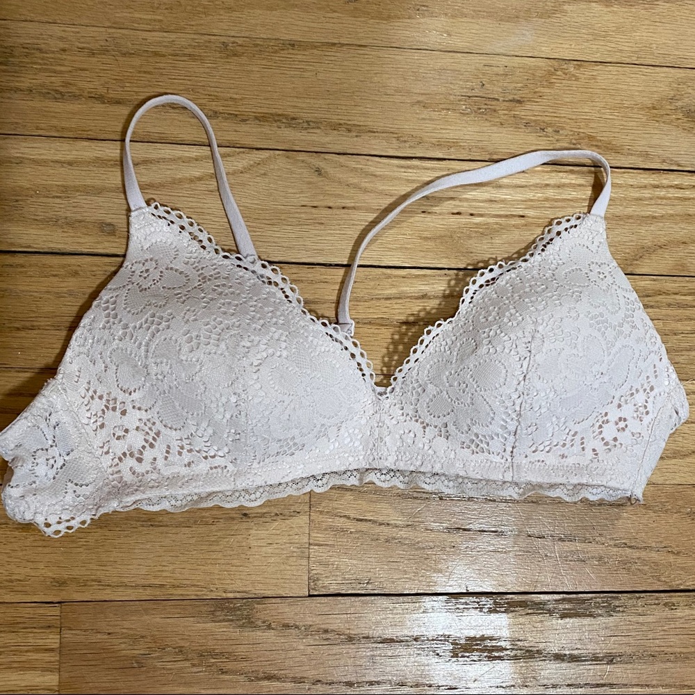 (19) Aerie Lace Bralette